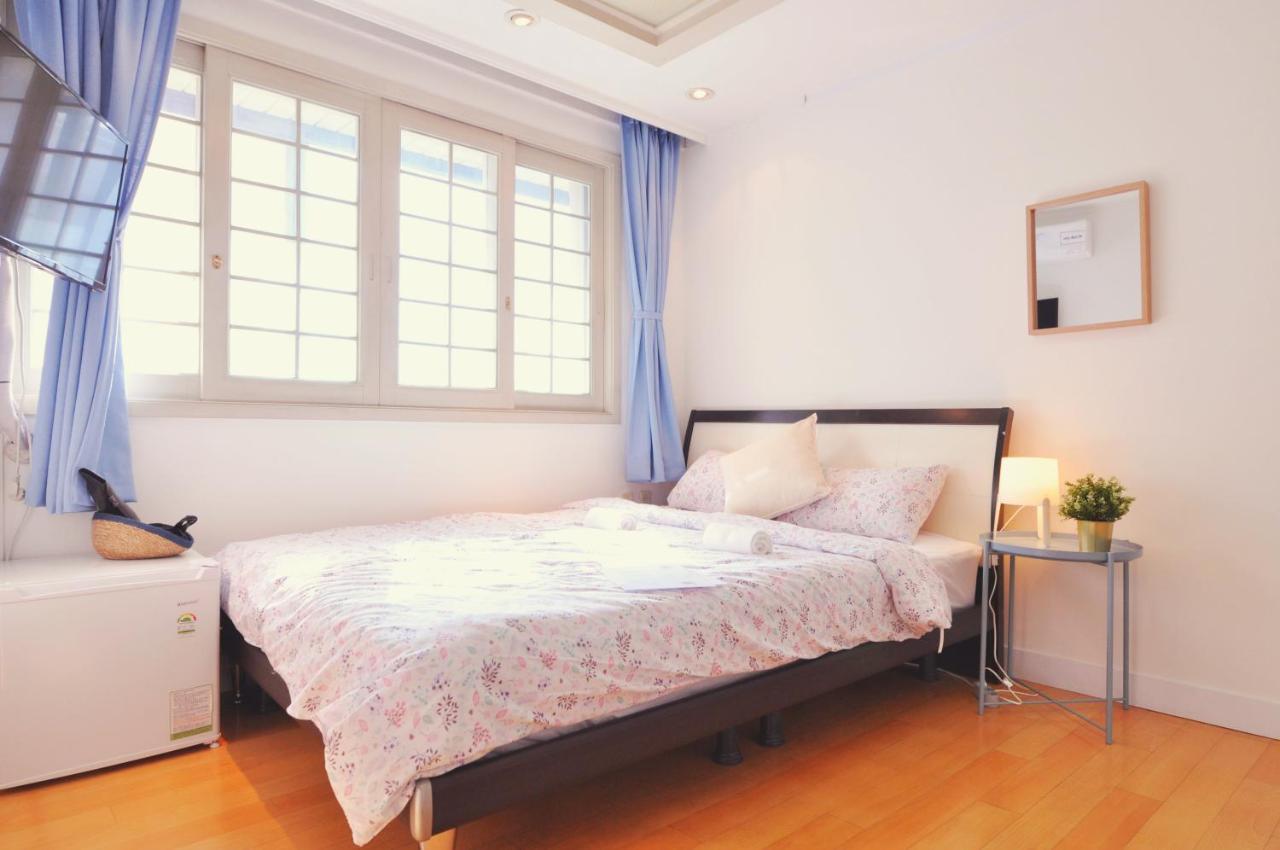 Myeongdong Rooftop Hostel Szöul Kültér fotó