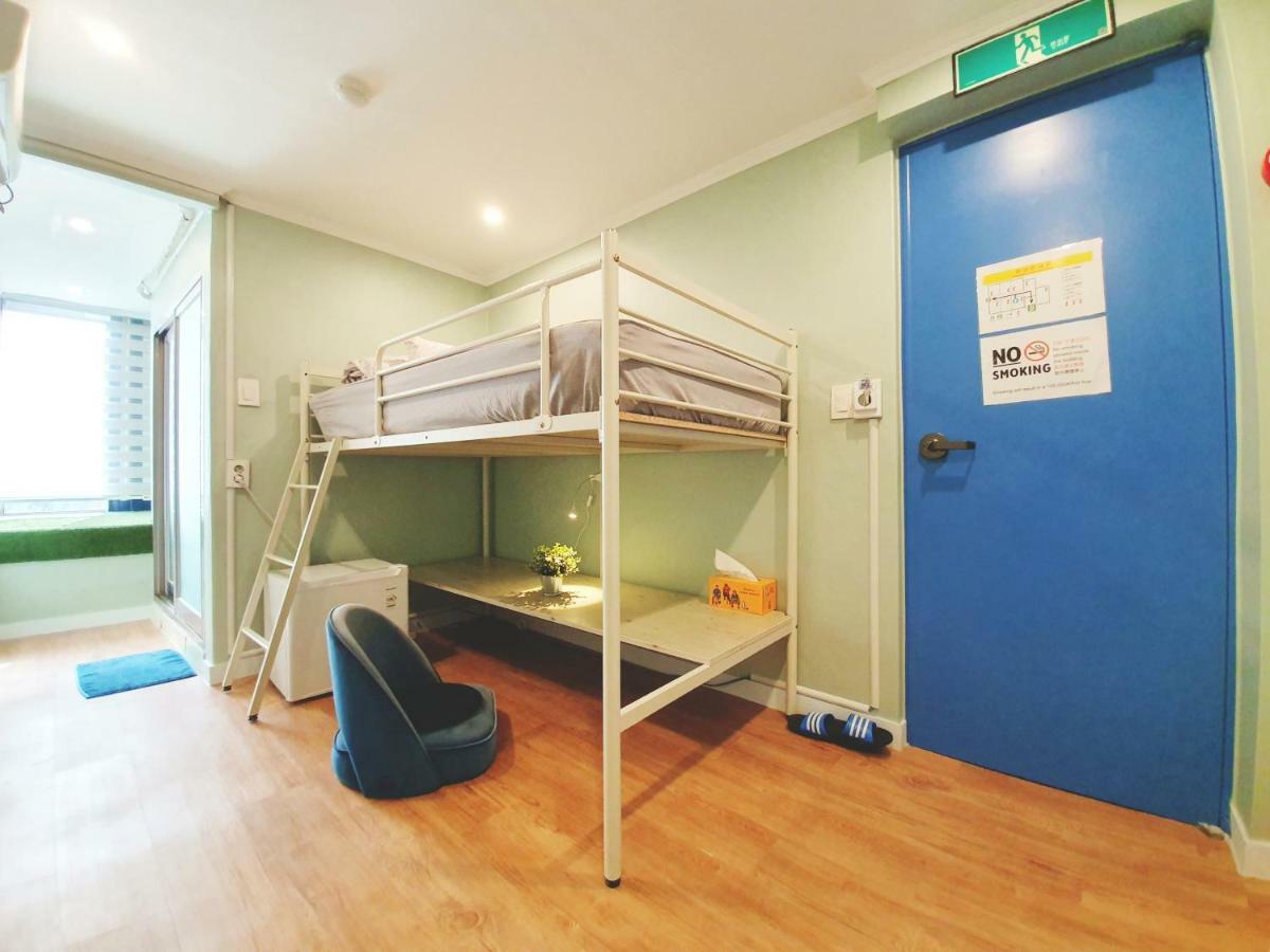 Myeongdong Rooftop Hostel Szöul Kültér fotó