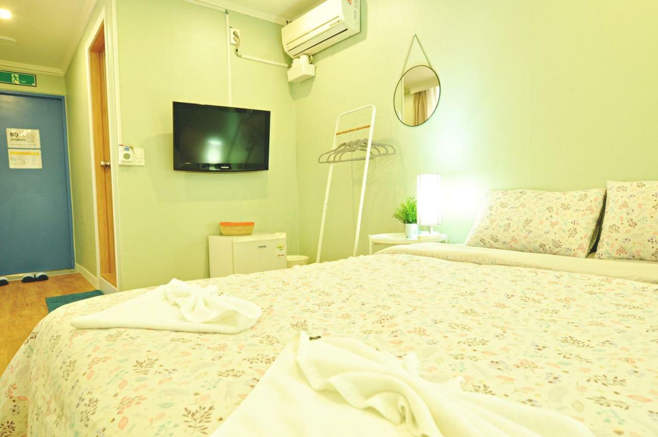 Myeongdong Rooftop Hostel Szöul Kültér fotó