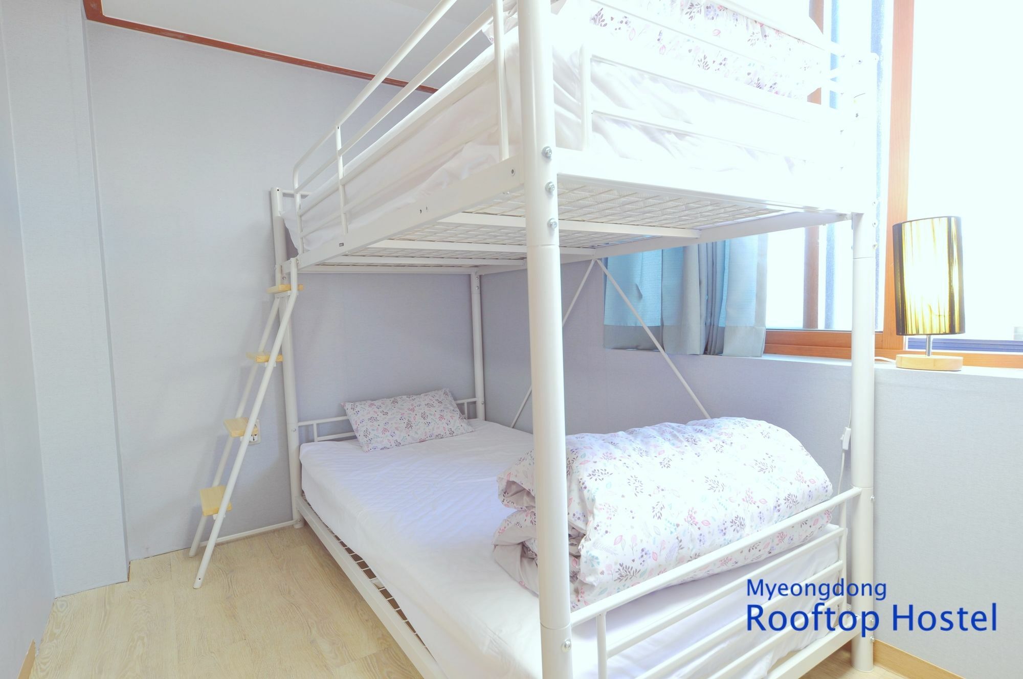 Myeongdong Rooftop Hostel Szöul Kültér fotó