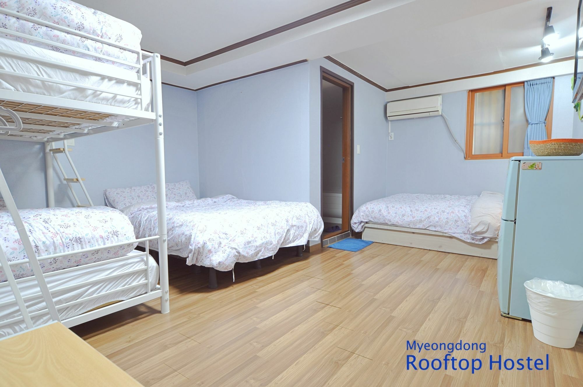 Myeongdong Rooftop Hostel Szöul Kültér fotó